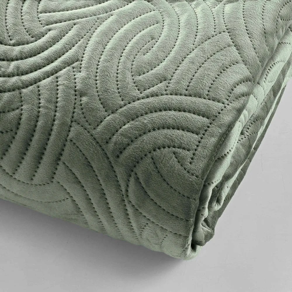 Set cuvertură și față de pernă verde din catifea 220x240 cm Solange – douceur d'intérieur