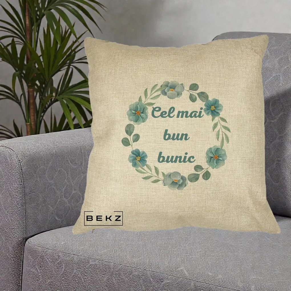 Cadou pentru Bunic - Perna Personalizata Cel Mai Bun Bunic Coronita Flori Albastre Teal, 40x40 cm, Crem, Husa Detasabila, Perna Inclusa, BEKZ®
