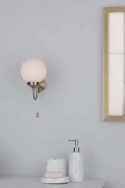 Där Lighting BAR0775 - Aplica de perete pentru baie BARCLAY 1xE14/40W/230V IP44 alamă