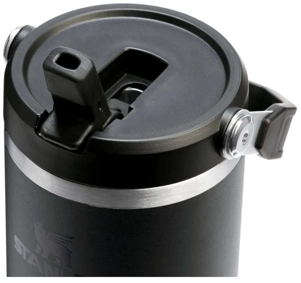 Termos negru din oțel inoxidabil 890 ml IceFlow™ Flip Straw 2.0 Tumbler Black – Stanley