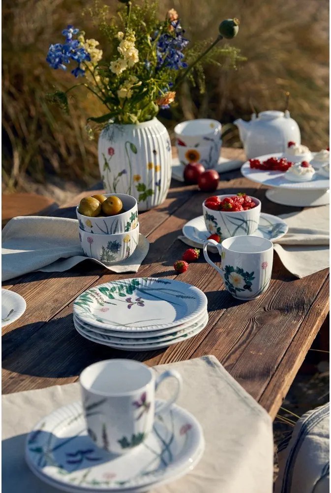 Cană albă din porțelan 330 ml Hammershøi Summer – Kähler Design