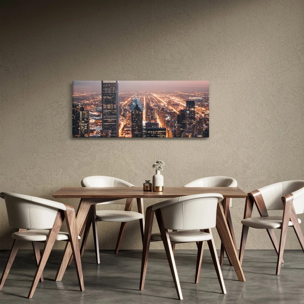 Tabloul cu metropolă luminată (120x50 cm)