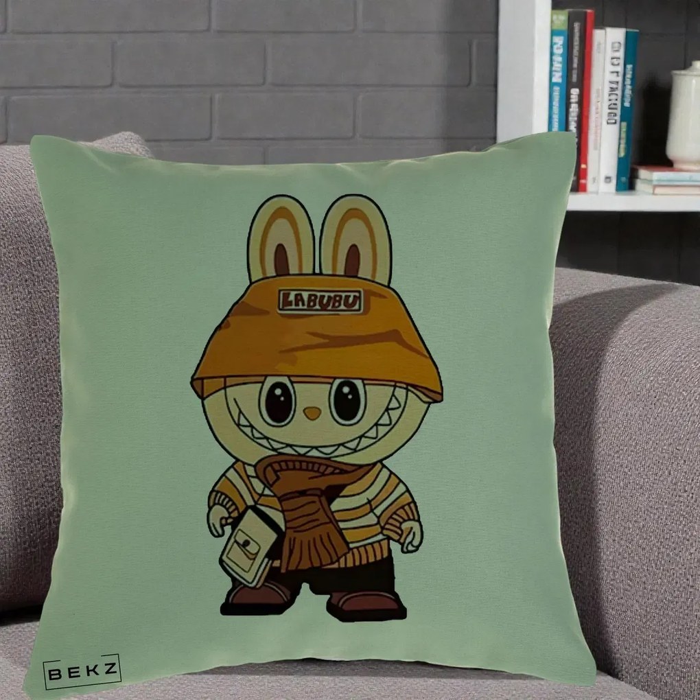Perna Personalizata Labubu Streetwear Portocaliu, 40x40 cm, Verde, Husa Detasabila, Perna Inclusa, BEKZ®