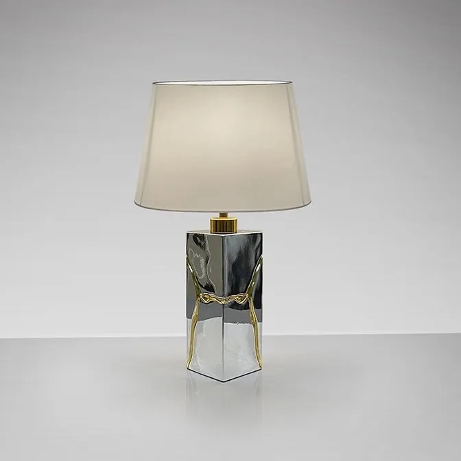 Lampa de masa din rasina Ocean crom cu foita aurie