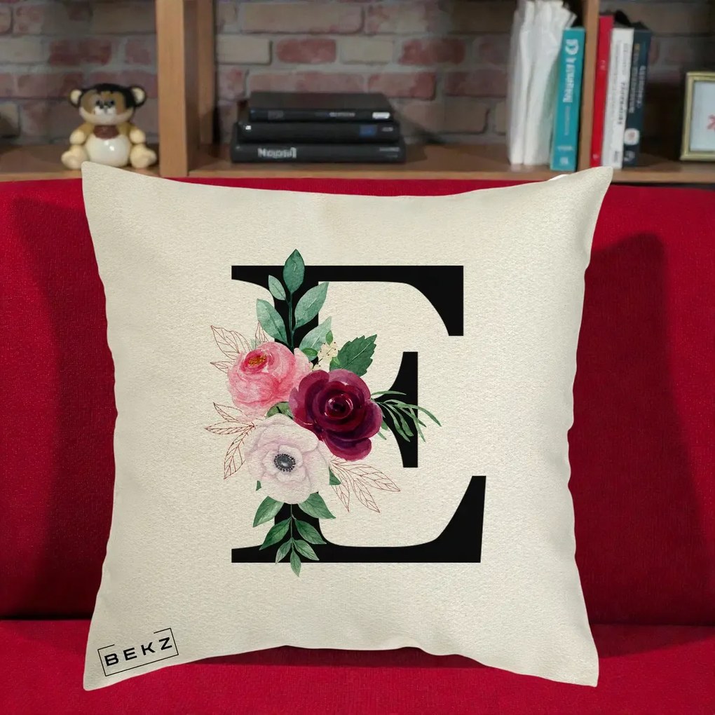 Cadou Personalizat - Perna Personalizata Monograma Florala Litera E, 40x40 cm, Ecru, Husa Detasabila, Perna Inclusa, BEKZ®