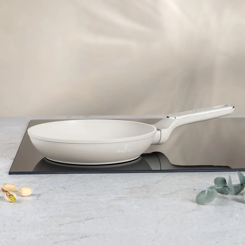 BerlingerHaus Set de tigăi cu suprafață din titan Sahara Marble, 2+1 buc.