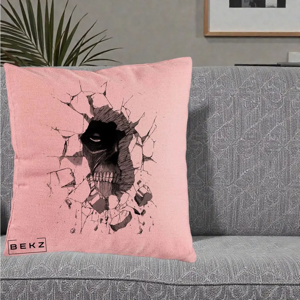 Perna Personalizata Attack on Titan Titan Crapand Zidul, 40x40 cm, Roz, Husa Detasabila, Perna Inclusa, BEKZ®