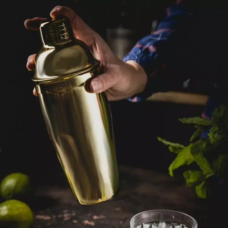 Shaker pentru cocktailuri Klausberg KB 7649, 750 ml, cu finisaj oglindă, auriu