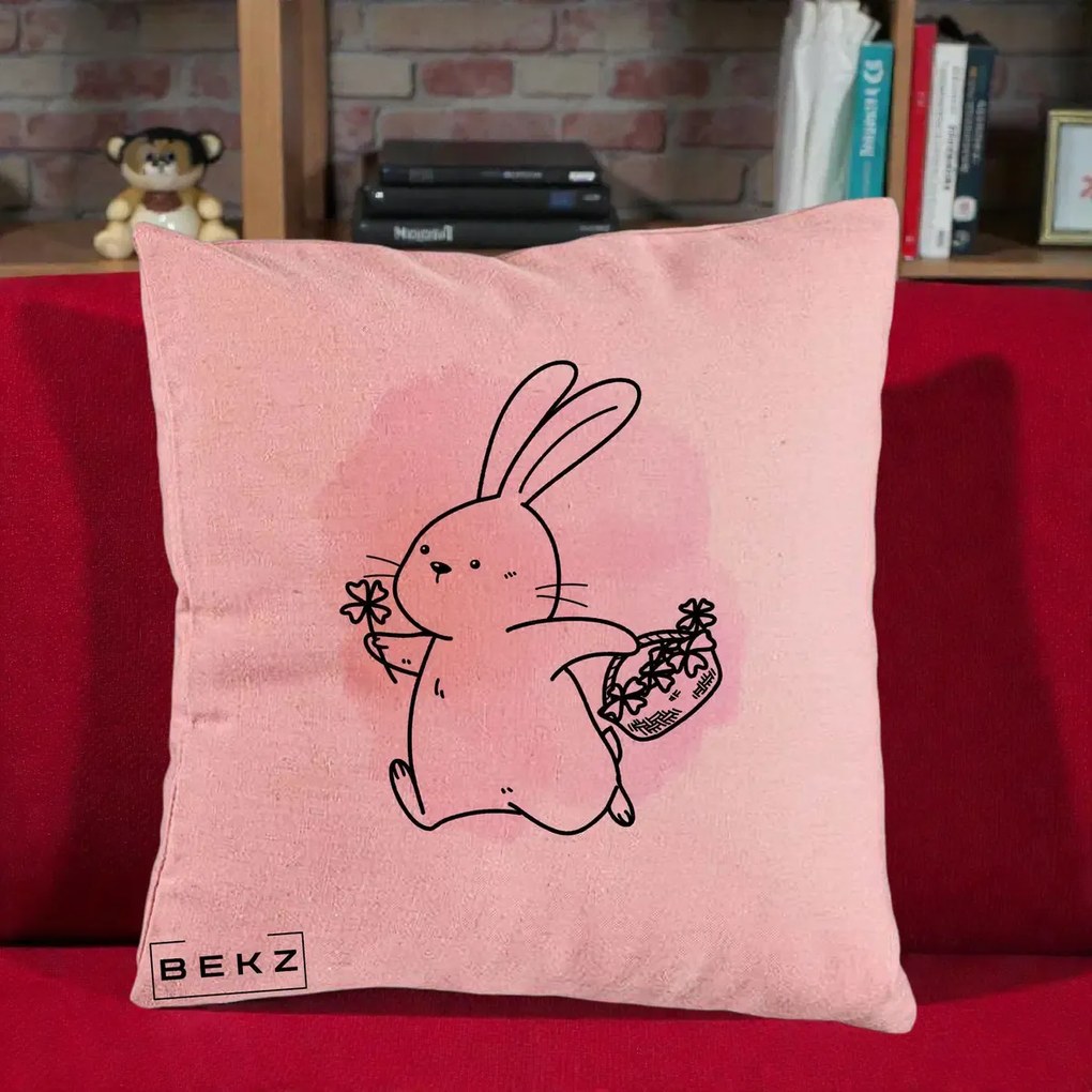 Perna Decorativa Iepuras Kawaii cu Cosulet Floral, 40x40 cm, Roz, Husa Detasabila, Perna Inclusa, BEKZ®
