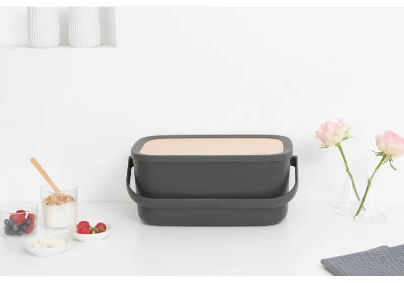 Cutie de paine Brabantia Nic 1003255, 39.5 cm, Capac din bambus, Maner de transport, Gri