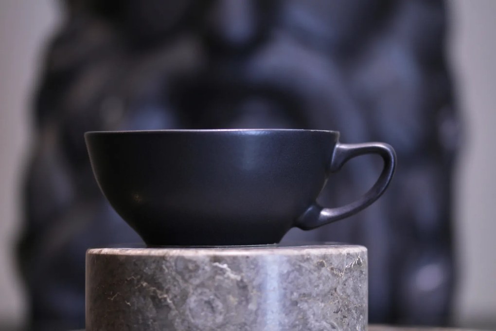 Ceasca Vulcano Adora, 250ml, Negru Mat Carbon Indigo (ceai, cappuccino, flat white) Design Special