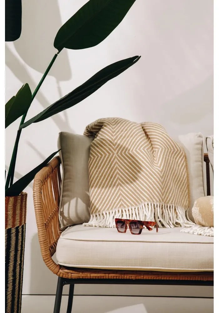 Set mobilier de grădină din ratan artificial Bonami Essentials Vistdal, bej