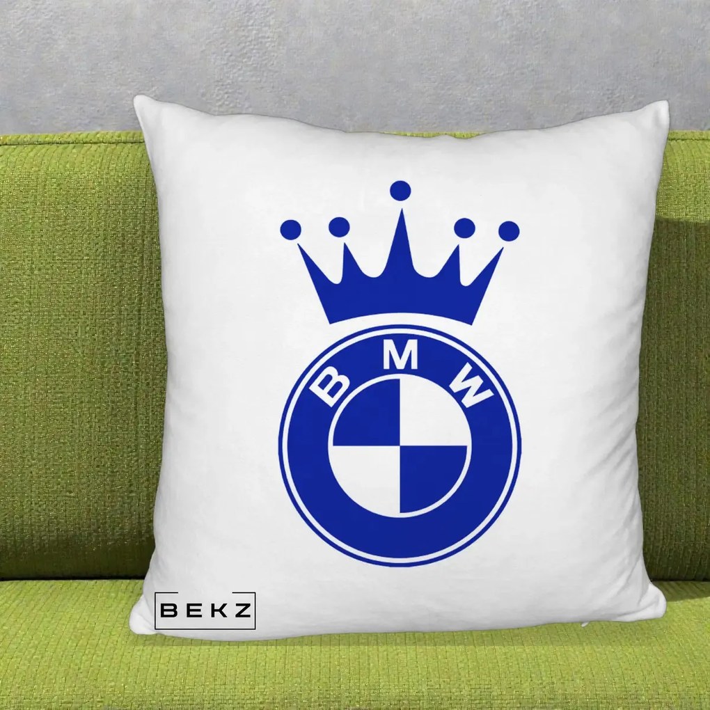Perna Personalizata cu emblema BMW si Coroana, 40x40 cm, Alb Pufos, Husa Detasabila, Perna Inclusa, BEKZ®