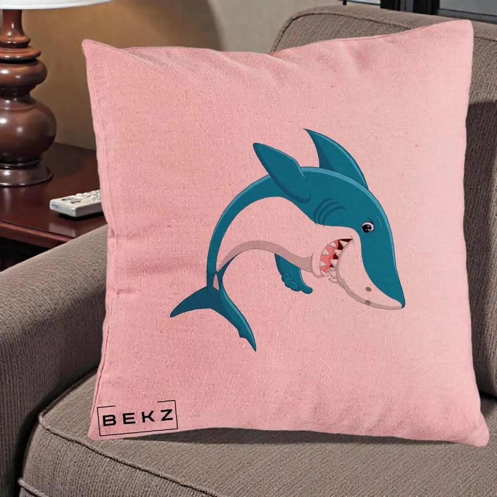 Perna Decorativa Rechin Albastru Cartoon, 40x40 cm, Roz, Husa Detasabila, Perna Inclusa, BEKZ®