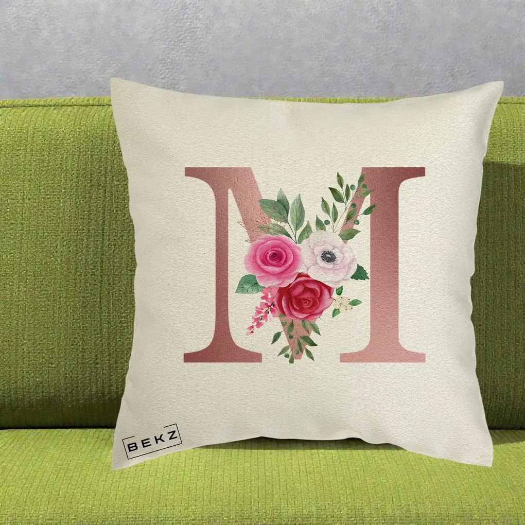 Cadou Personalizat - Perna Personalizata Monograma Rose Gold Litera M cu Trandafiri, 40x40 cm, Ecru, Husa Detasabila, Perna Inclusa, BEKZ®