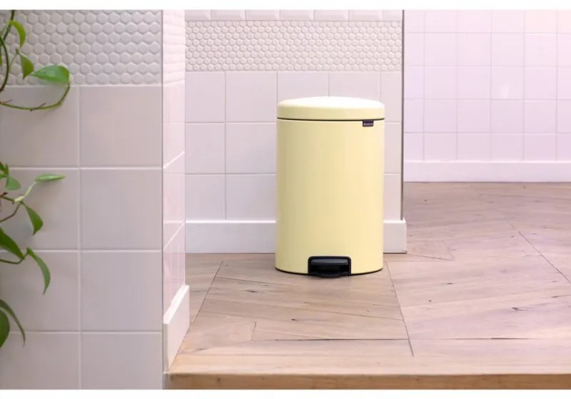 Cos cu pedala Brabantia NewIcon 649044, 20 L, Inchidere lina, Baza antiderapanta, Galben
