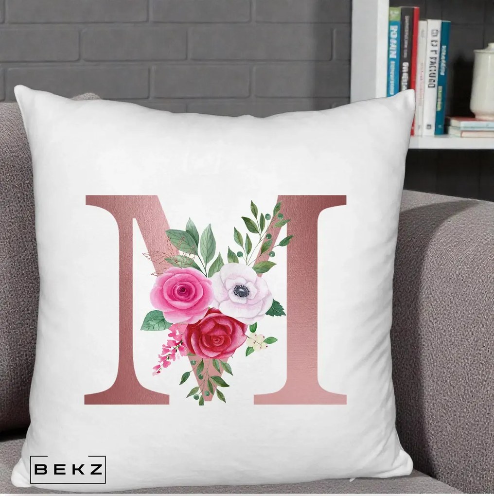 Cadou Personalizat - Perna Personalizata Monograma Rose Gold Litera M cu Trandafiri, 40x40 cm, Alb Pufos, Husa Detasabila, Perna Inclusa, BEKZ®