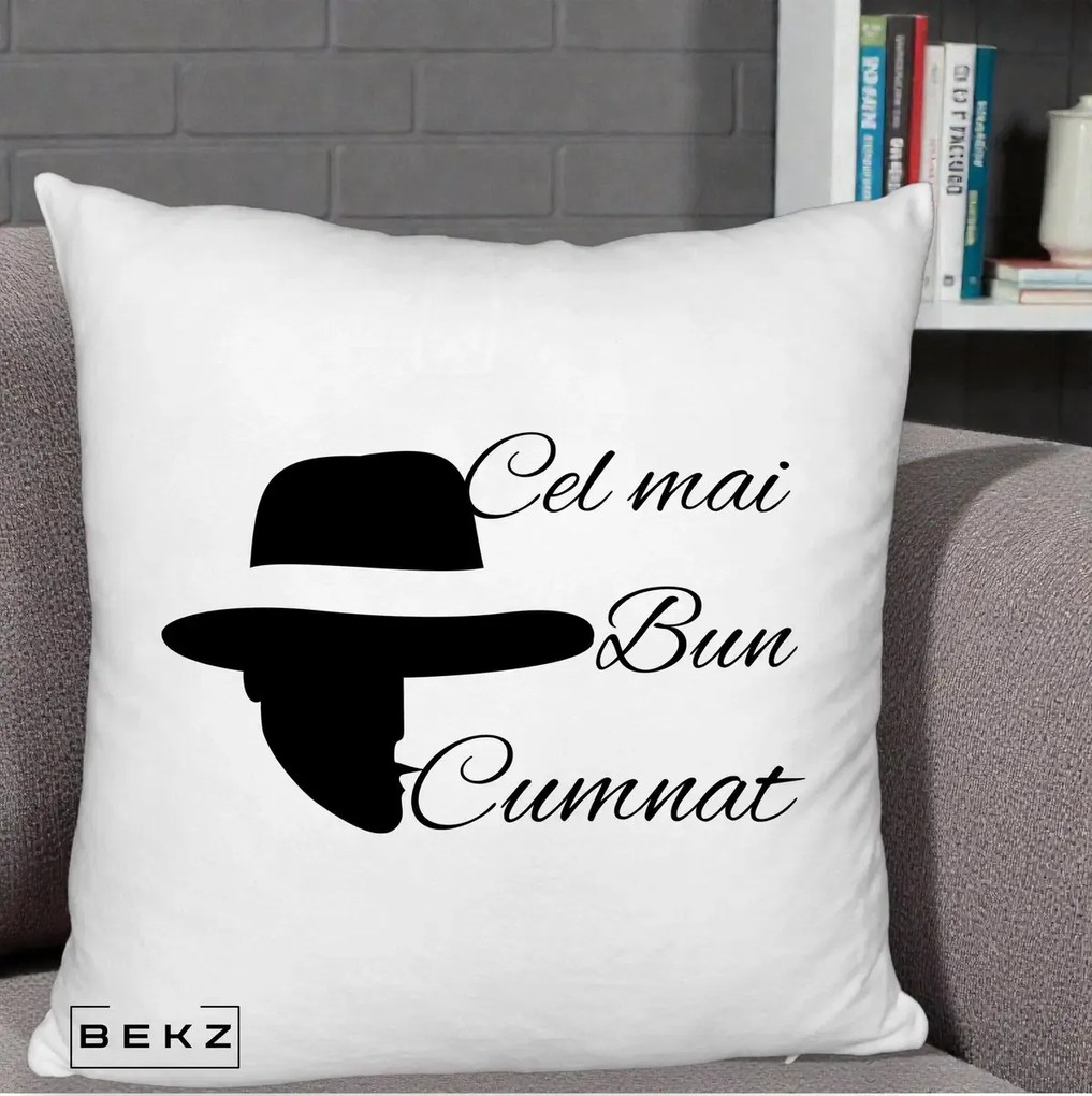 Cadou pentru Cumnat - Perna Personalizata Cel mai Bun Cumnat cu Silueta Palarie, 40x40 cm, Alb Pufos, Husa Detasabila, Perna Inclusa, BEKZ®