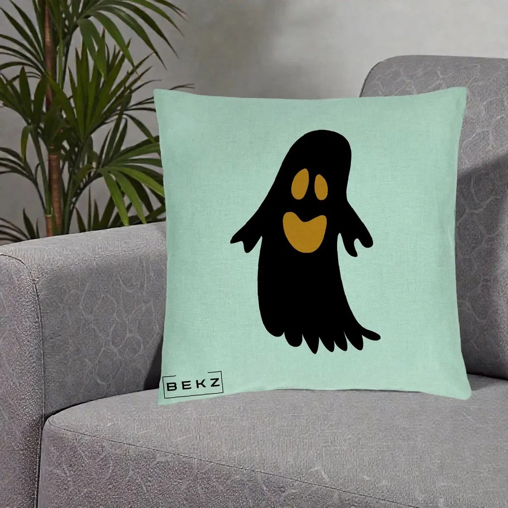 Perna Decorativa Halloween Fantoma Neagra cu Ochi Portocalii, 40x40 cm, Verde Menta, Husa Detasabila, Perna Inclusa, BEKZ®