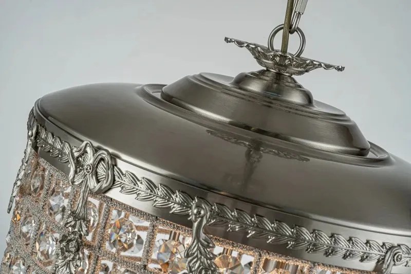 Candelabru din metal, argintiu, cu cristale din sticlă, 65 x 38 cm, „Empire”