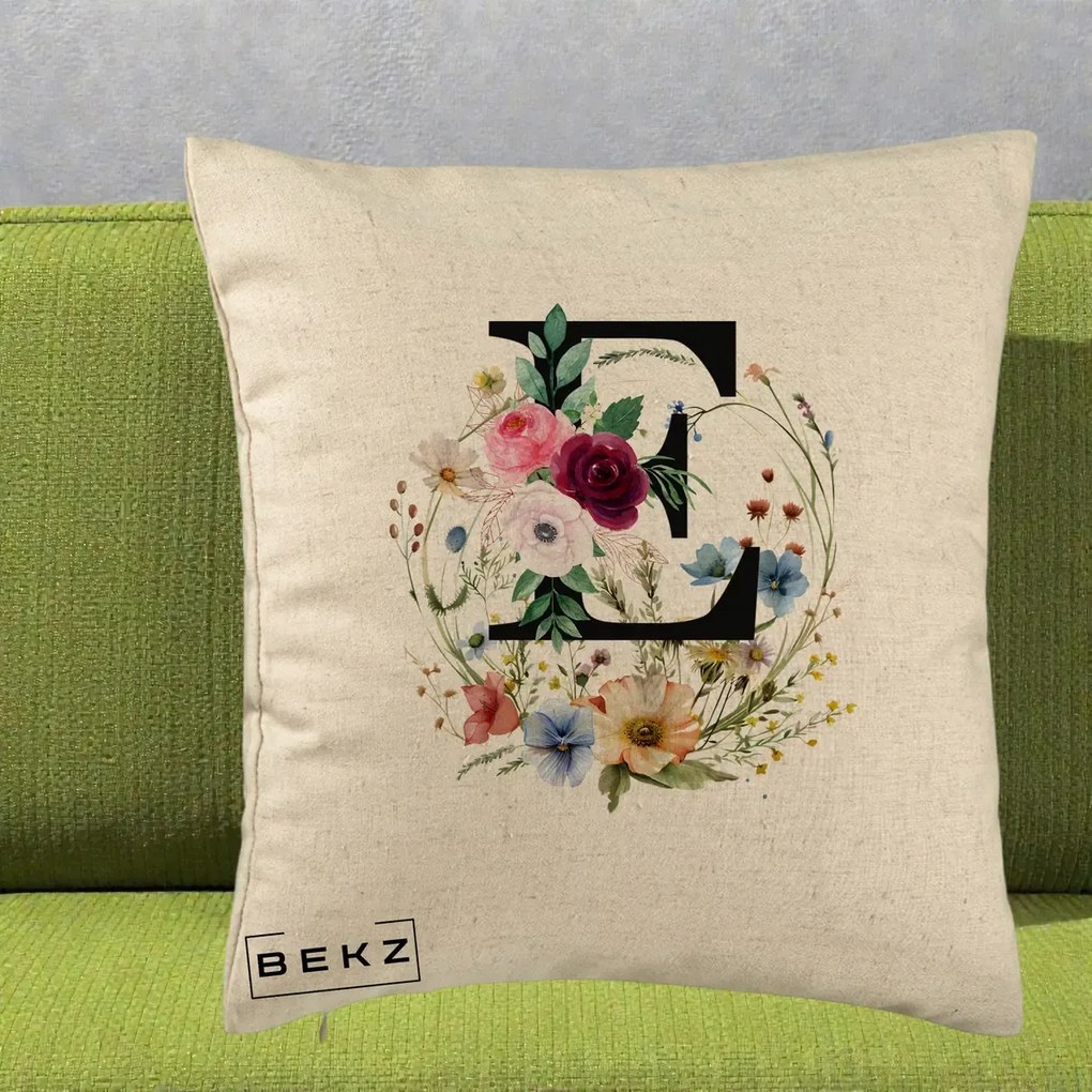 Cadou Personalizat - Perna Personalizata Monogram Litera E cu Flori Acuarela, 40x40 cm, Bej, Husa Detasabila, Perna Inclusa, BEKZ®