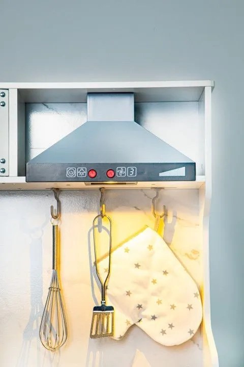 Bucătărie din lemn pentru copii cu efecte luminoase și sonore + accesorii