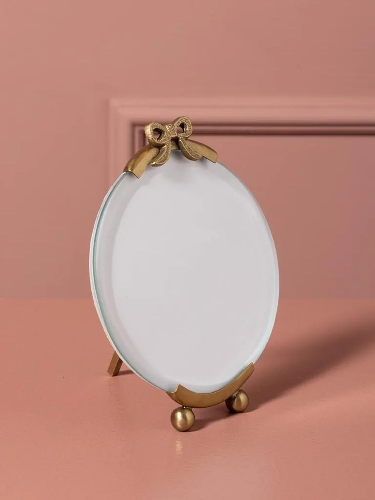 Set 2 rame foto rotunde din sticlă și metal, auriu, fundă sculptată, margine șlefuită și picioare sferice, finisaj antichizat, 2 x 16 x 13 cm,