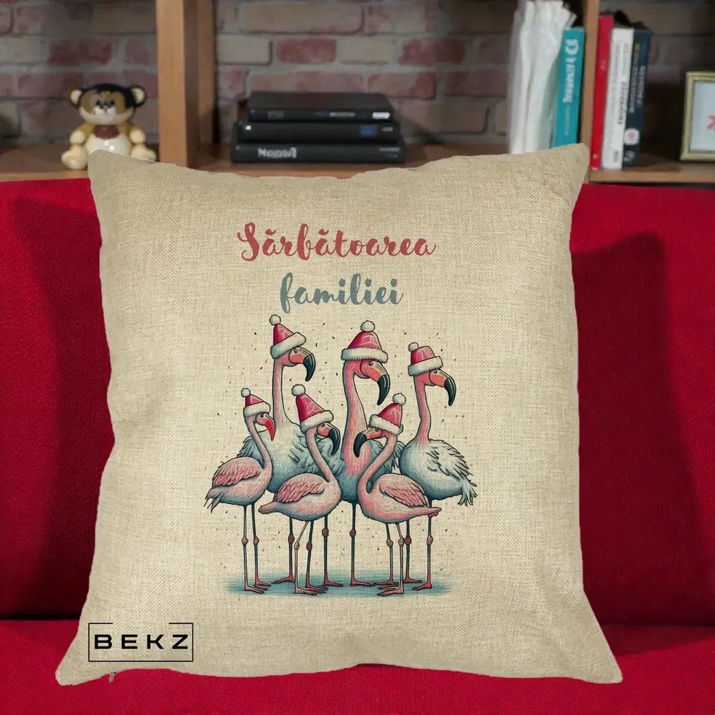 Perna Decorativa Flamingo Craciun Sarbatoarea Familiei, 40x40 cm, Crem, Husa Detasabila, Perna Inclusa, BEKZ®