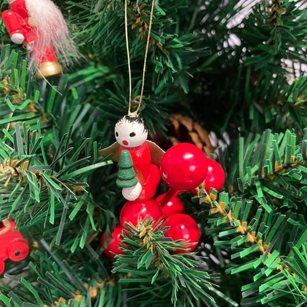 Set de decoratiuni de Craciun din lemn RED JOY rosu, 30 buc.