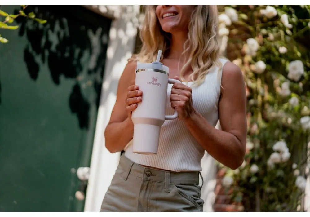 Termos roz deschis cu pai din oțel inoxidabil 1,18 l Quencher H2.0 FlowState Tumbler Rose Quartz – Stanley