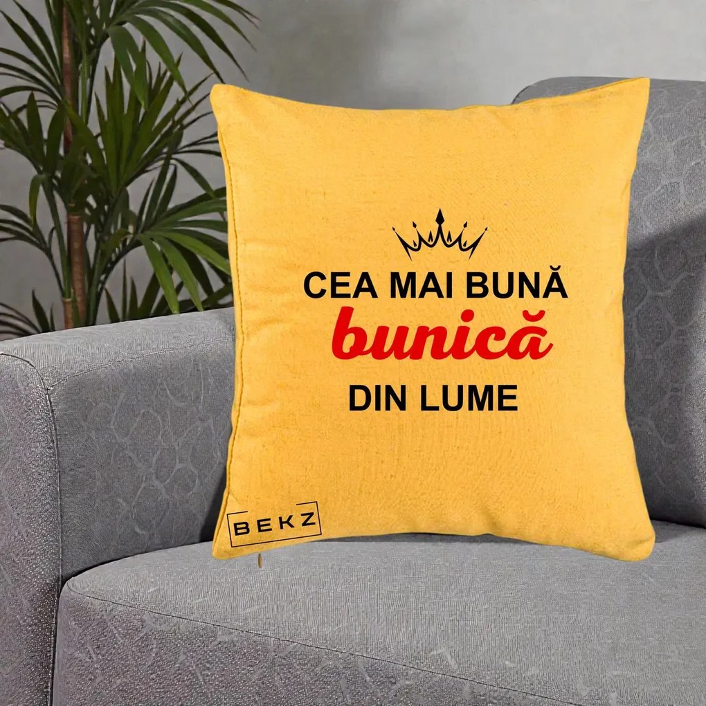 Cadou pentru Bunica - Perna Personalizata Cea Mai Buna Bunica Din Lume Coroana Neagra, 40x40 cm, Galben, Husa Detasabila, Perna Inclusa, BEKZ®