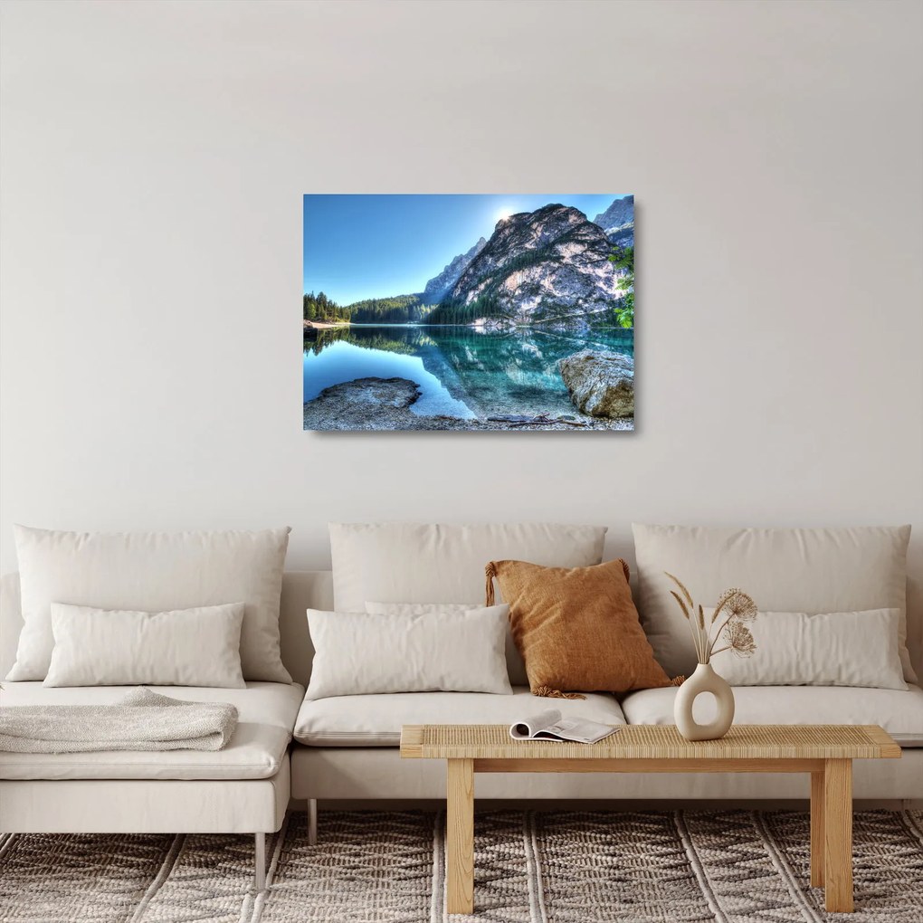 Tablou pe sticlă - Lac montan (70x50 cm)