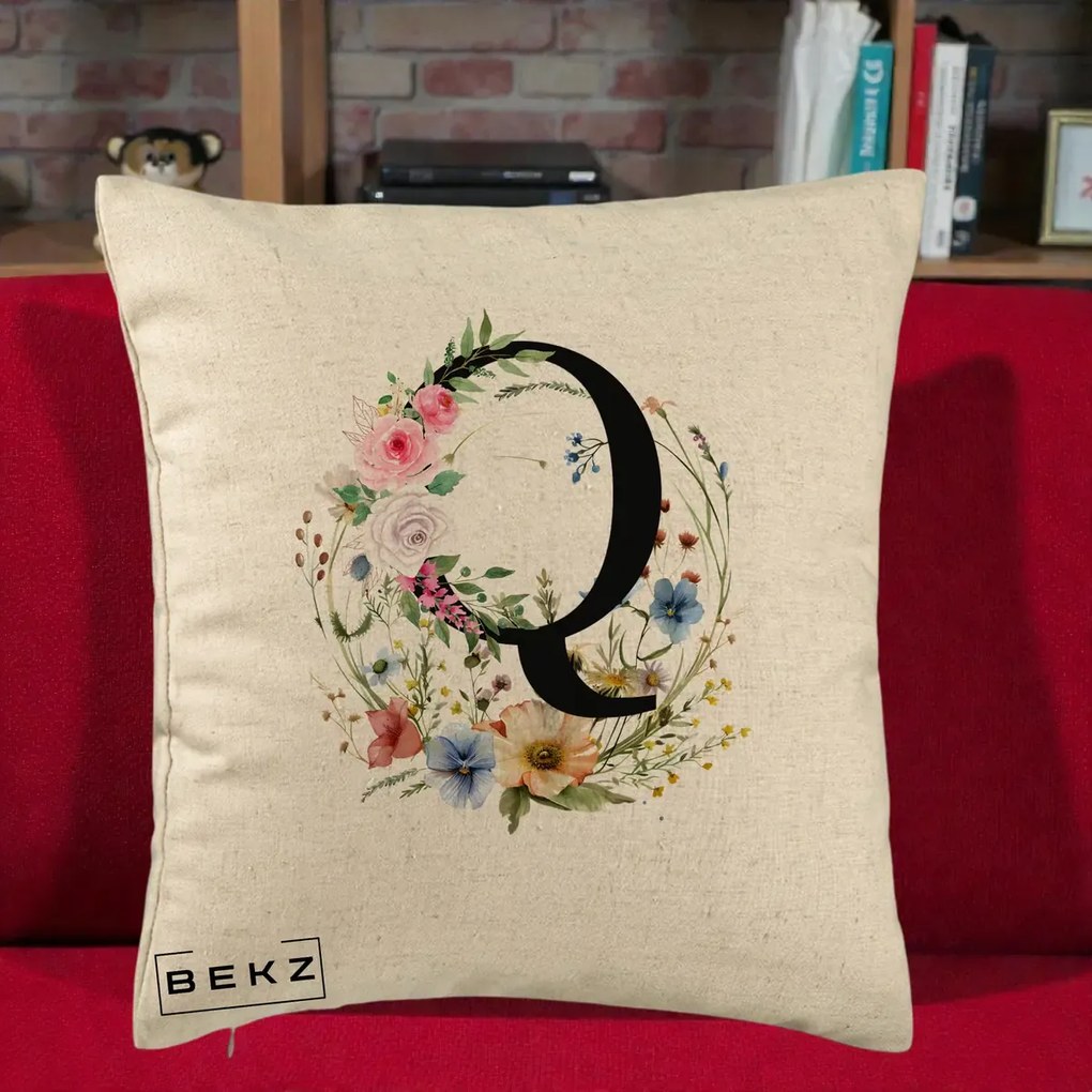 Cadou Personalizat - Perna Personalizata Monogram Litera Q cu Flori Acuarela, 40x40 cm, Bej, Husa Detasabila, Perna Inclusa, BEKZ®