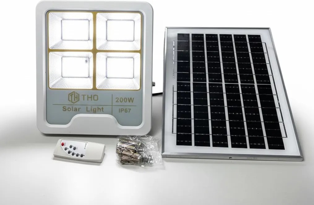 Proiector Solar 200w IP 67 cu panou solar