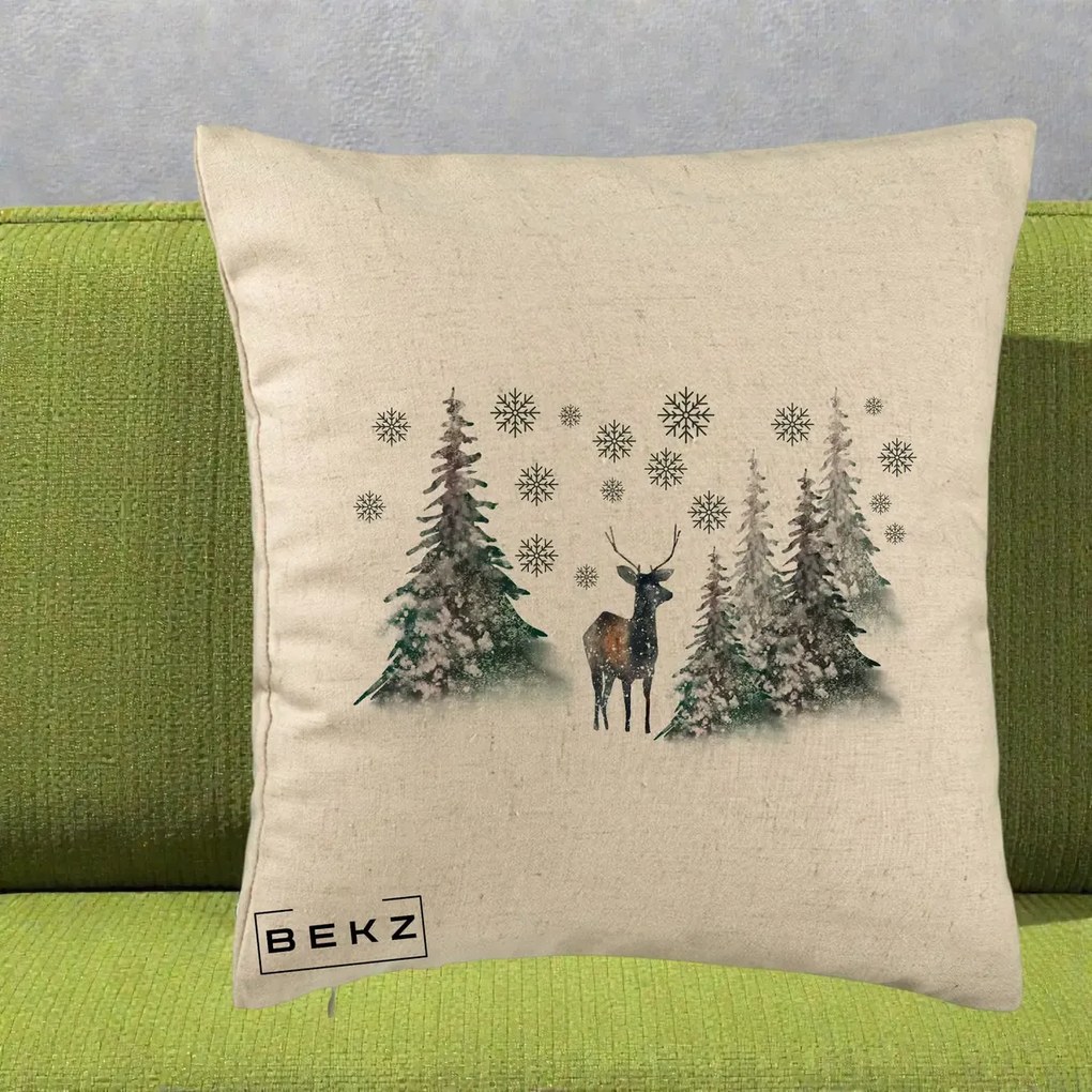 Perna Decorativa Ren in Padure Inzapezita, 40x40 cm, Bej, Husa Detasabila, Perna Inclusa, BEKZ®