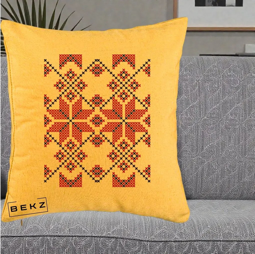 Perna Personalizata Motiv Traditional Cusatura Rosu-Negru, 40x40 cm, Galben, Husa Detasabila, Perna Inclusa, BEKZ®