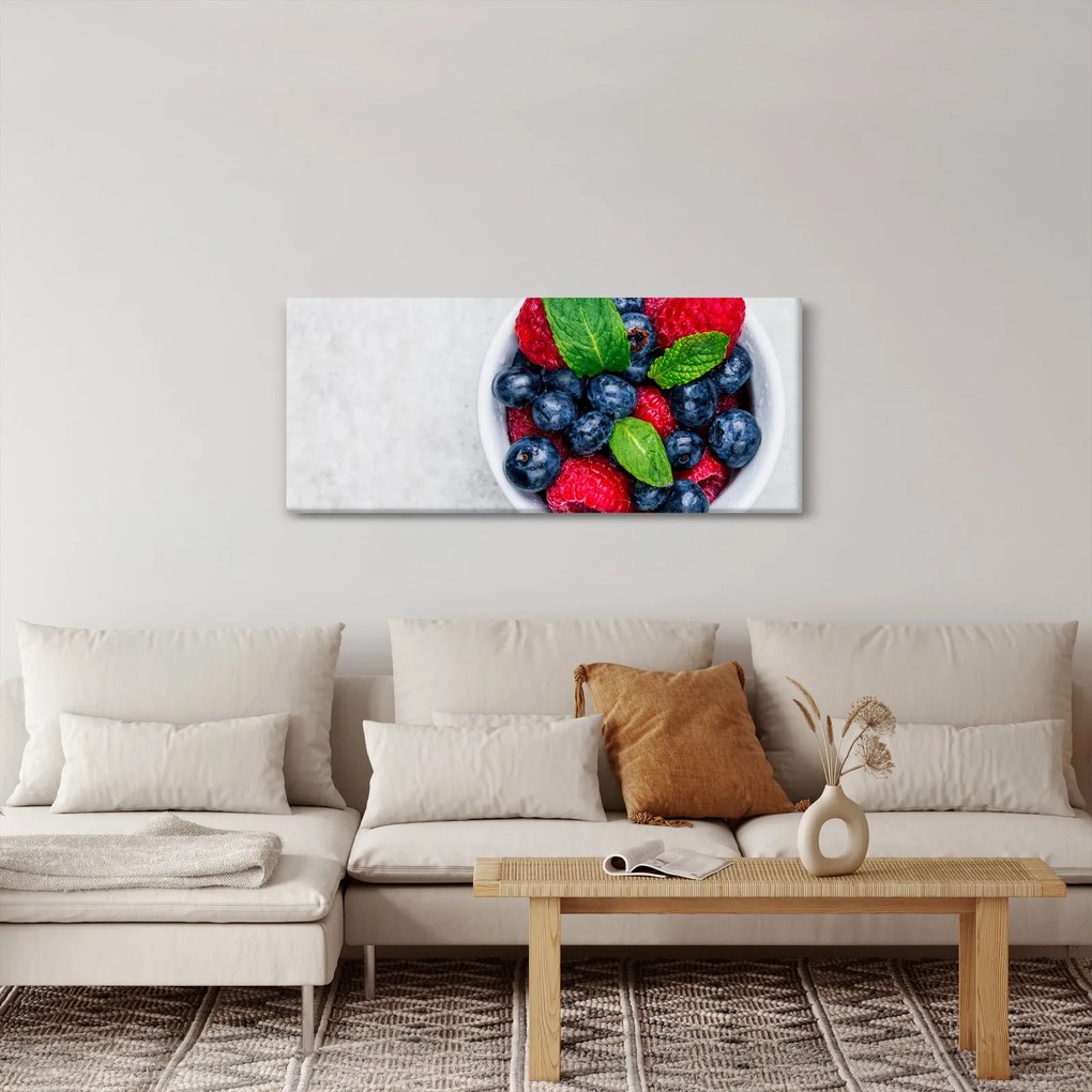 Tablou - bol cu fructe de pădure (120x50 cm)