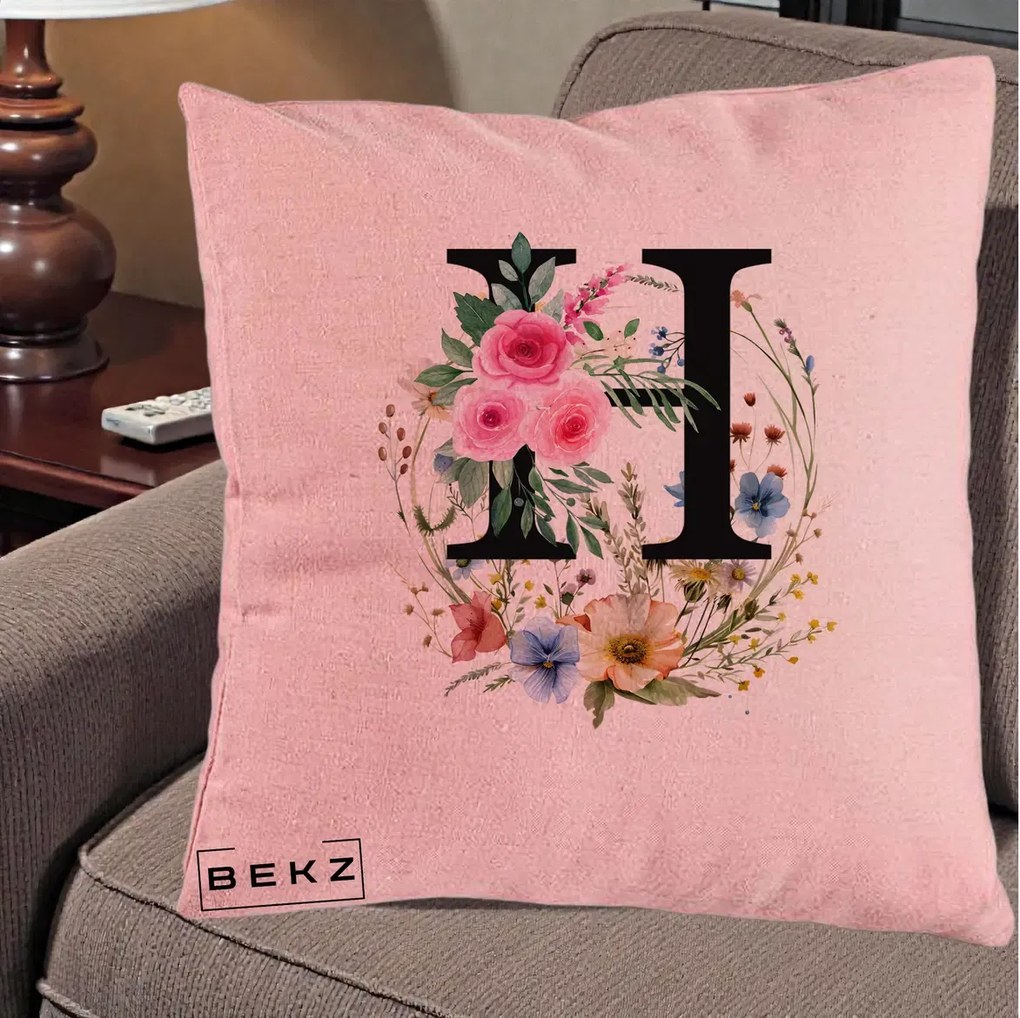 Cadou Personalizat - Perna Personalizata Monogram Litera H cu Flori Acuarela, 40x40 cm, Roz, Husa Detasabila, Perna Inclusa, BEKZ®