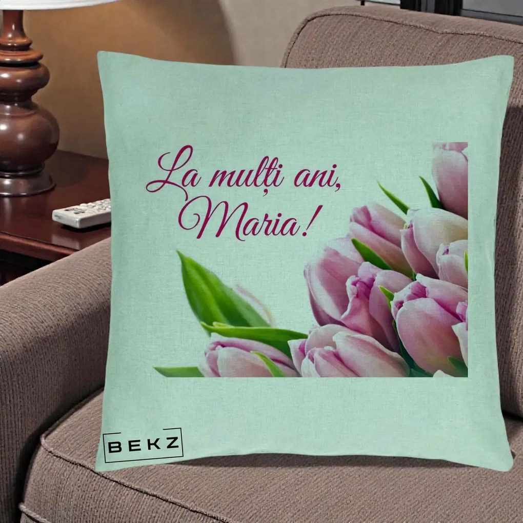 Cadou de Onomastica - Perna Personalizata La Multi Ani Maria Lalele, 40x40 cm, Verde Menta, Husa Detasabila, Perna Inclusa, BEKZ®