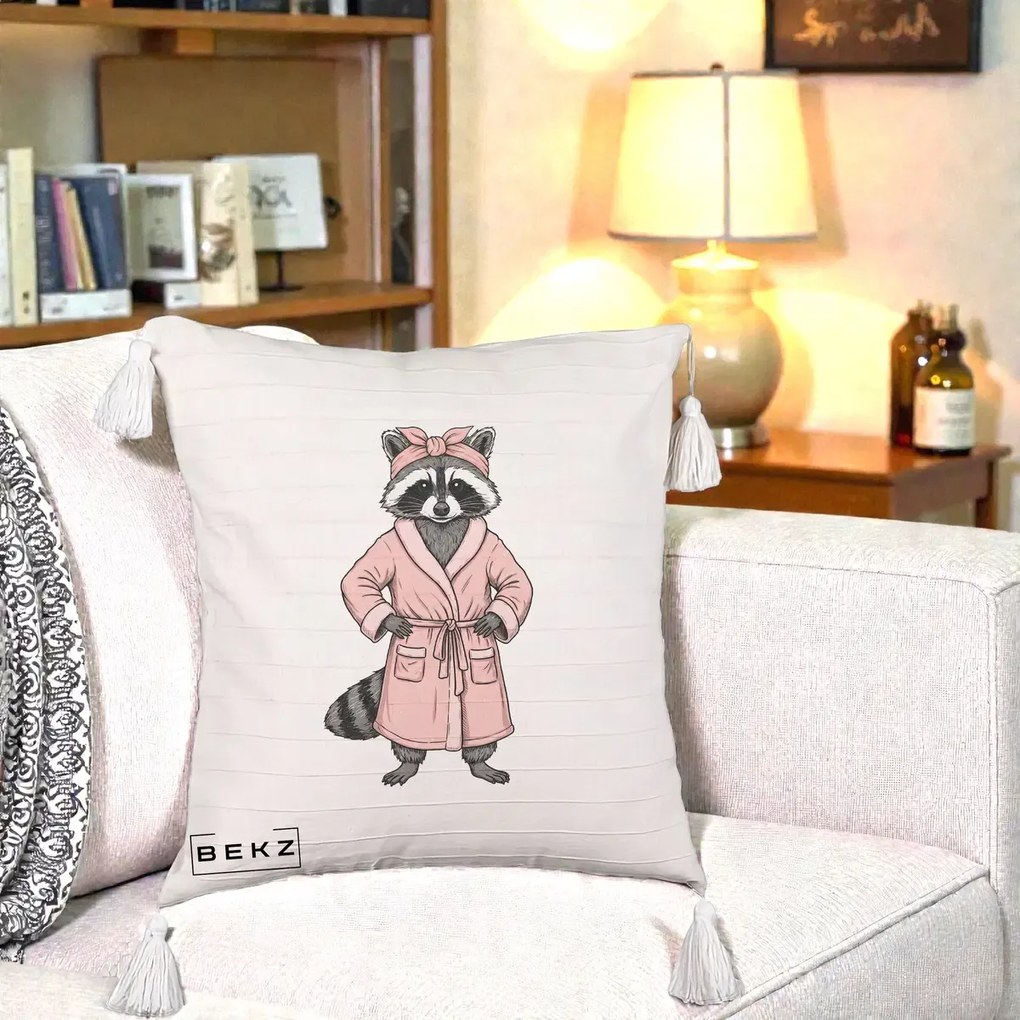 Perna Decorativa Albinuta Kawaii Vesela, 40x40 cm, Bej cu Franjuri, Husa Detasabila, Perna Inclusa, BEKZ®