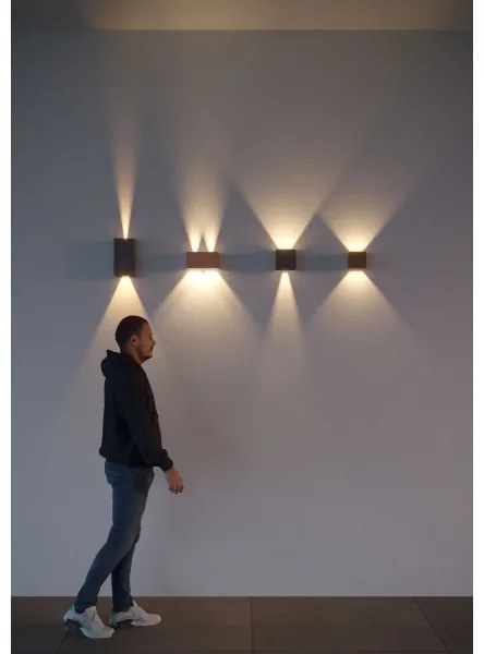 Redo 90304 - Aplica de perete pentru exterior VARY, 4xLED/5W/230V/3000K, IP54, maro