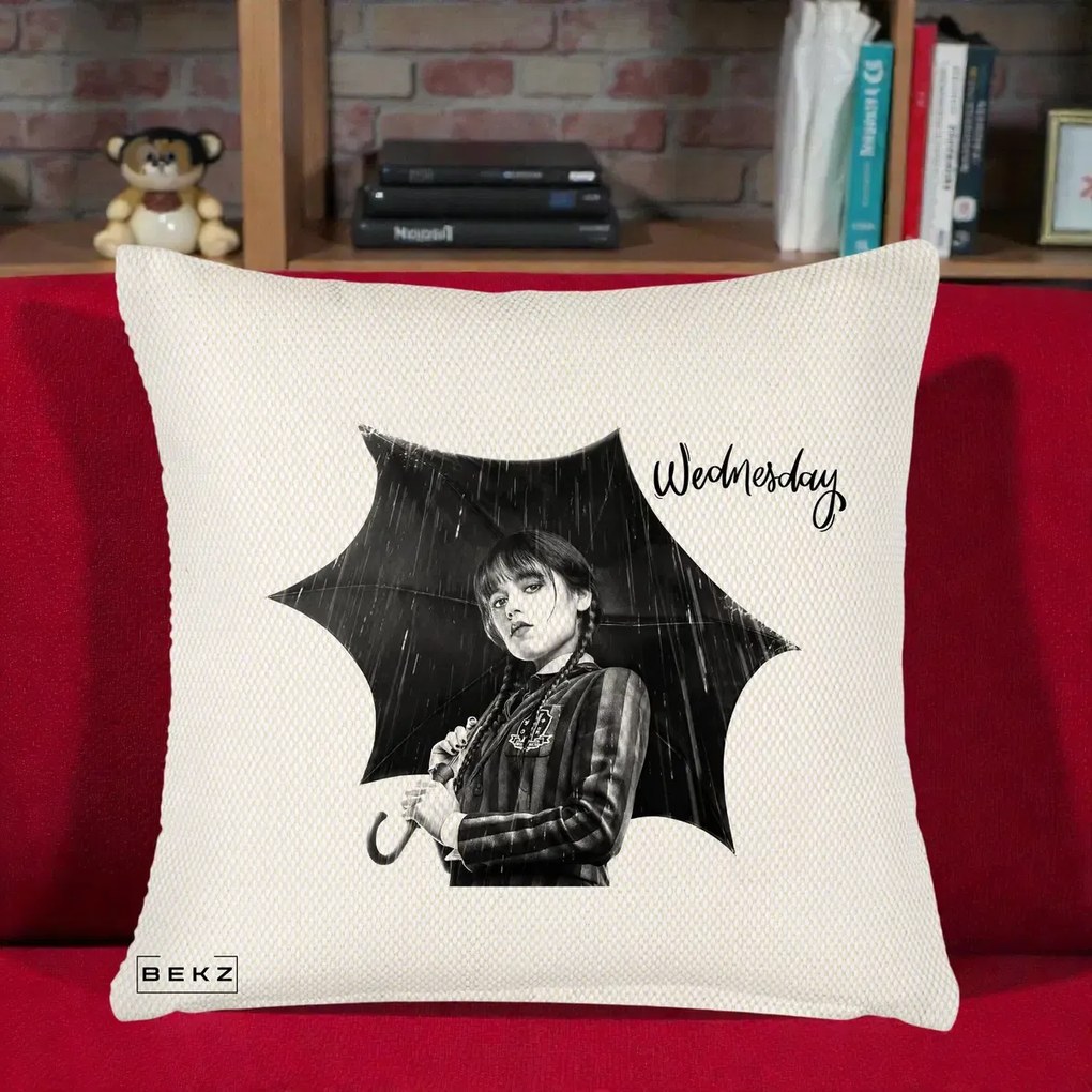Perna Personalizata Wednesday Addams cu Umbrela Foto, 40x40 cm, Crem Reliefat, Husa Detasabila, Perna Inclusa, BEKZ®