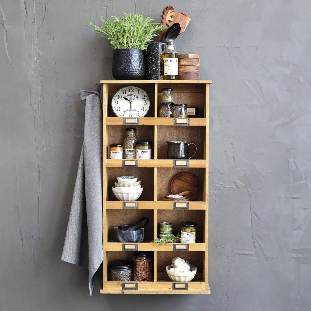 Rafturi de depozitare, din lemn masiv, cu aspect rustic