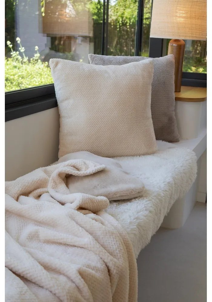 Pernă decorativă din micropluș/cocolino 45x45 cm Pippa – Tiseco Home Studio