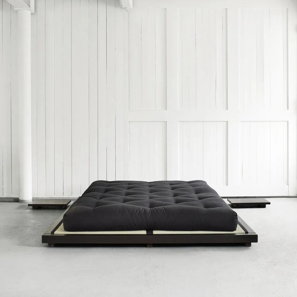 Pat dublu din lemn de pin cu saltea Karup Design Dock Double Latex Black/Black, 180 x 200 cm