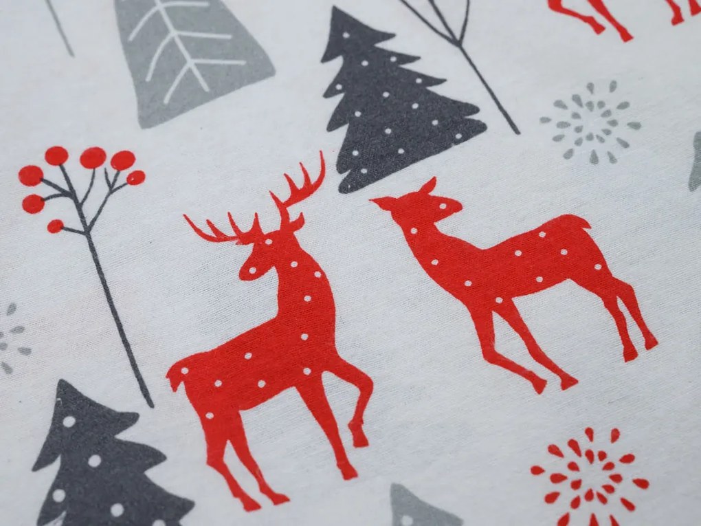 Lenjerie de pat flanelata RED DEERS AND TREES albă Dimensiune lenjerie de pat: 2 buc 70 x 90 cm | 200 x 220 cm