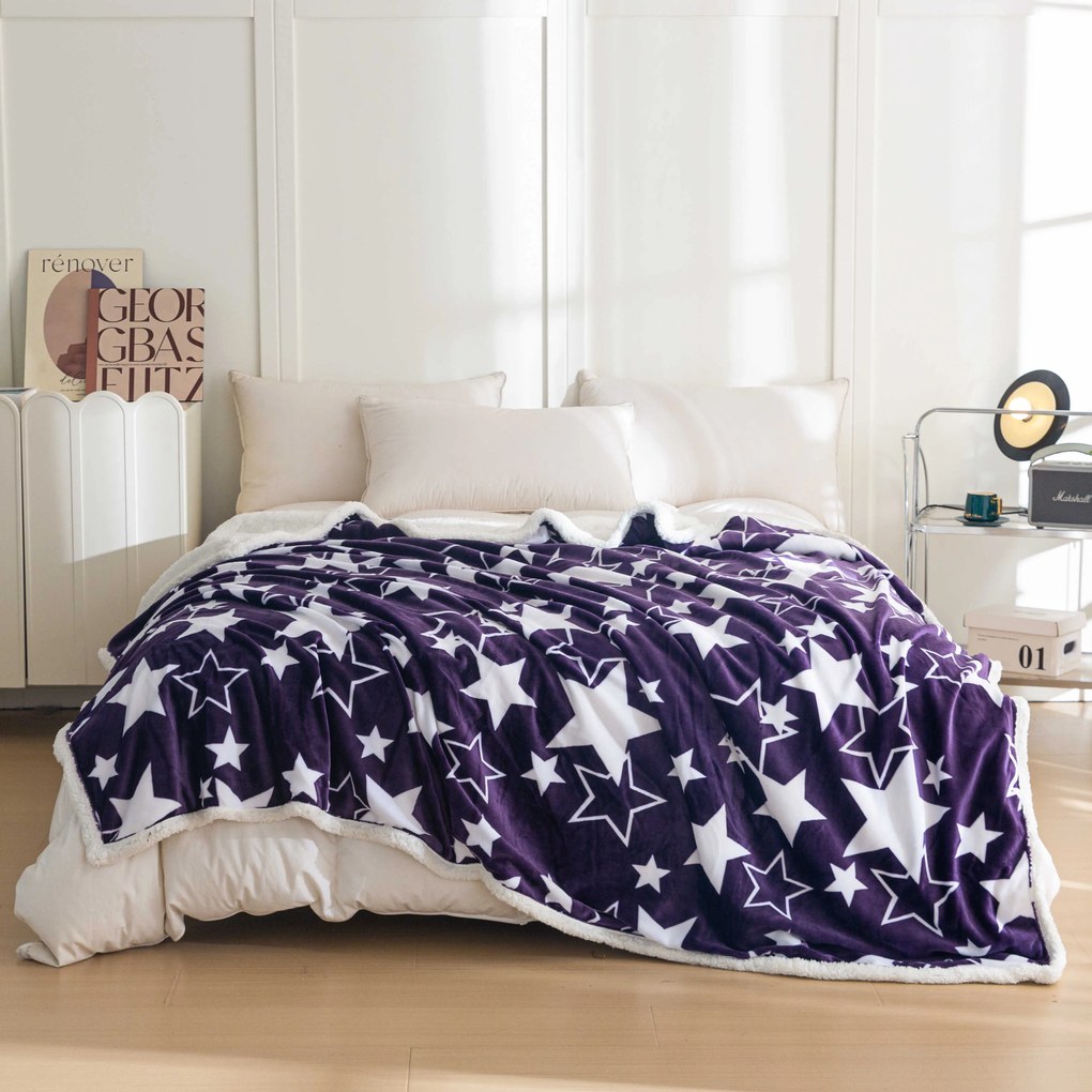 Patura miel din microplus de Craciun STARS violet Dimensiune: 160 x 200 cm