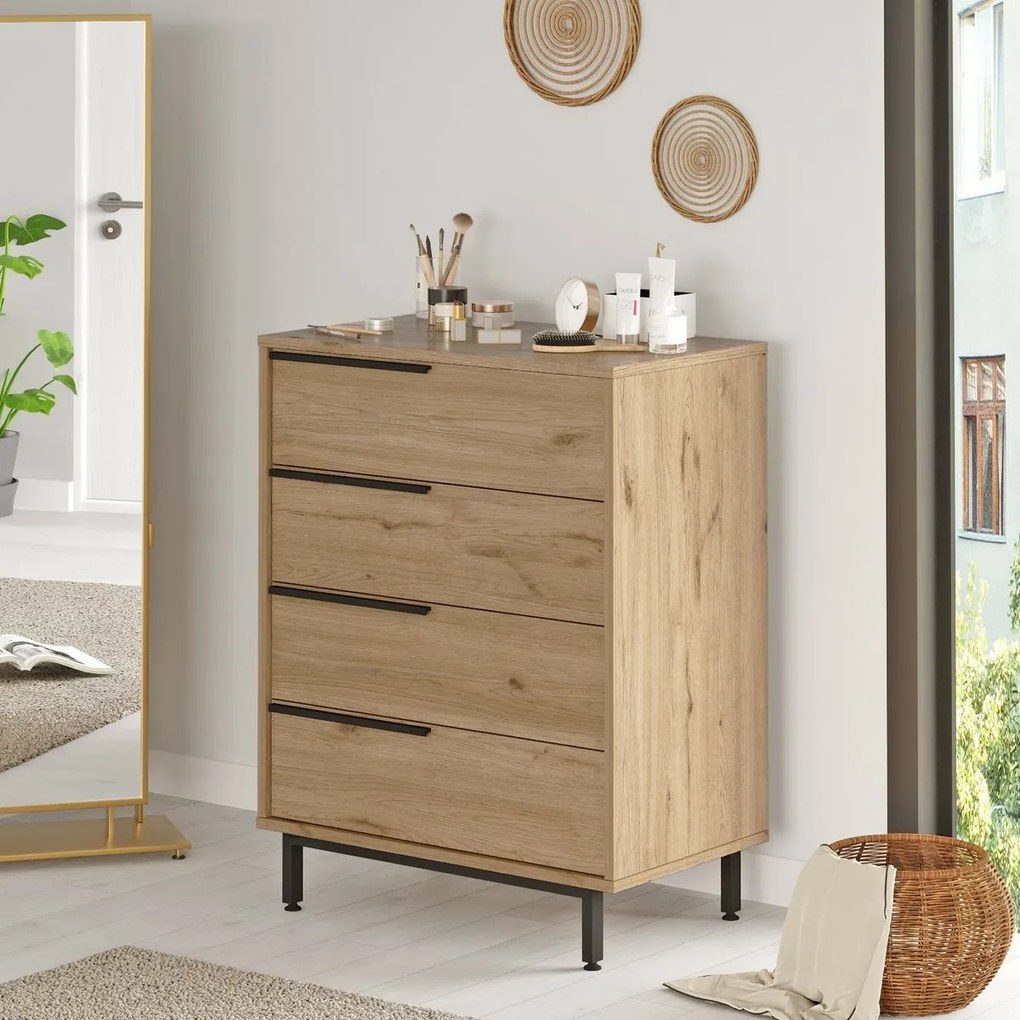 Comoda On Walnut