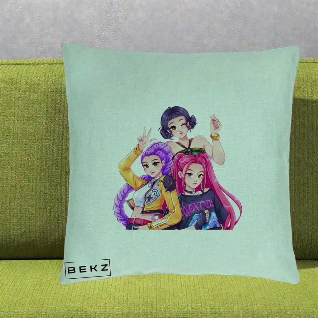 Perna Personalizata K-pop HUNTRX Trio Animat Fete Foto, 40x40 cm, Verde Menta, Husa Detasabila, Perna Inclusa, BEKZ®