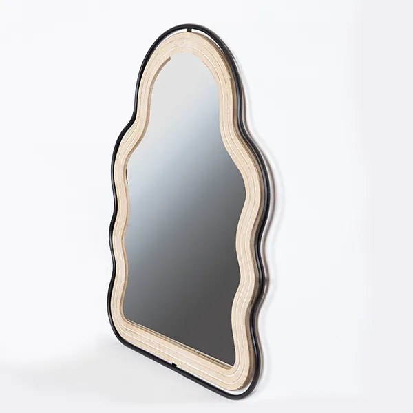 Oglindă de perete 84x64 cm